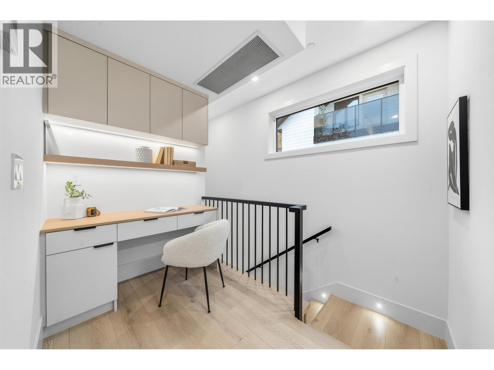 323 N Kamloops Street, Vancouver, British Columbia  V5K 0A9 - Photo 7 - R3063776