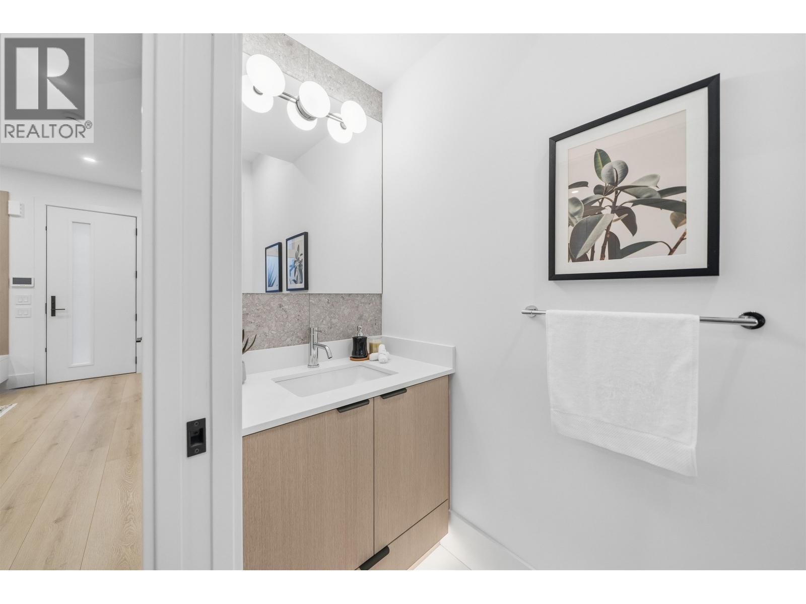 323 N Kamloops Street, Vancouver, British Columbia  V5K 0A9 - Photo 17 - R3063776