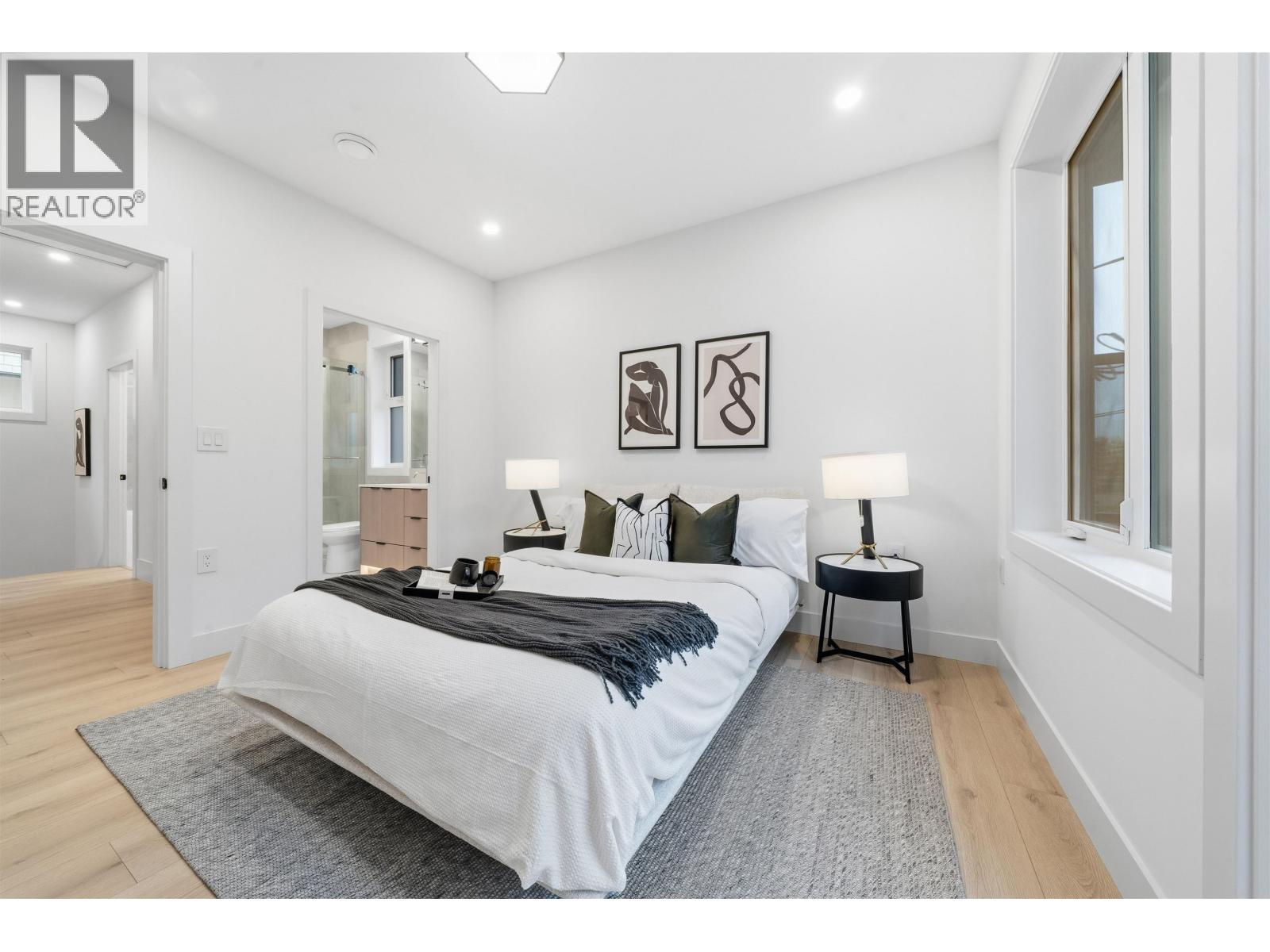 323 N Kamloops Street, Vancouver, British Columbia  V5K 0A9 - Photo 9 - R3063776