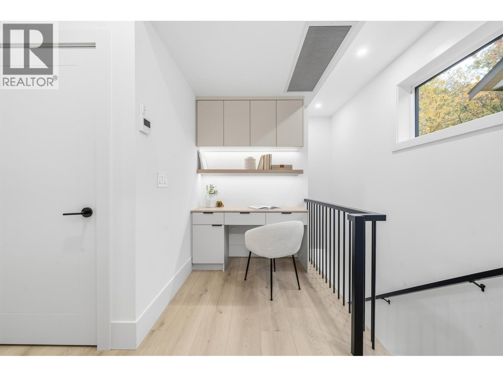 323 N Kamloops Street, Vancouver, British Columbia  V5K 0A9 - Photo 16 - R3063776