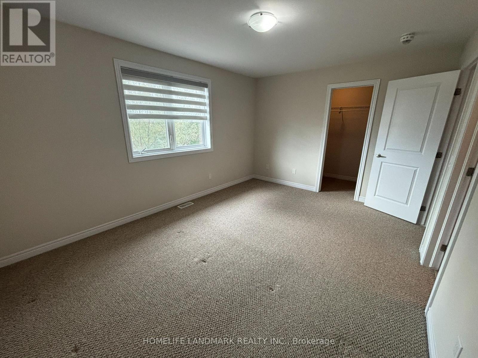 2362 Natasha Circle, Oakville, Ontario  L6M 1P2 - Photo 9 - W12418311