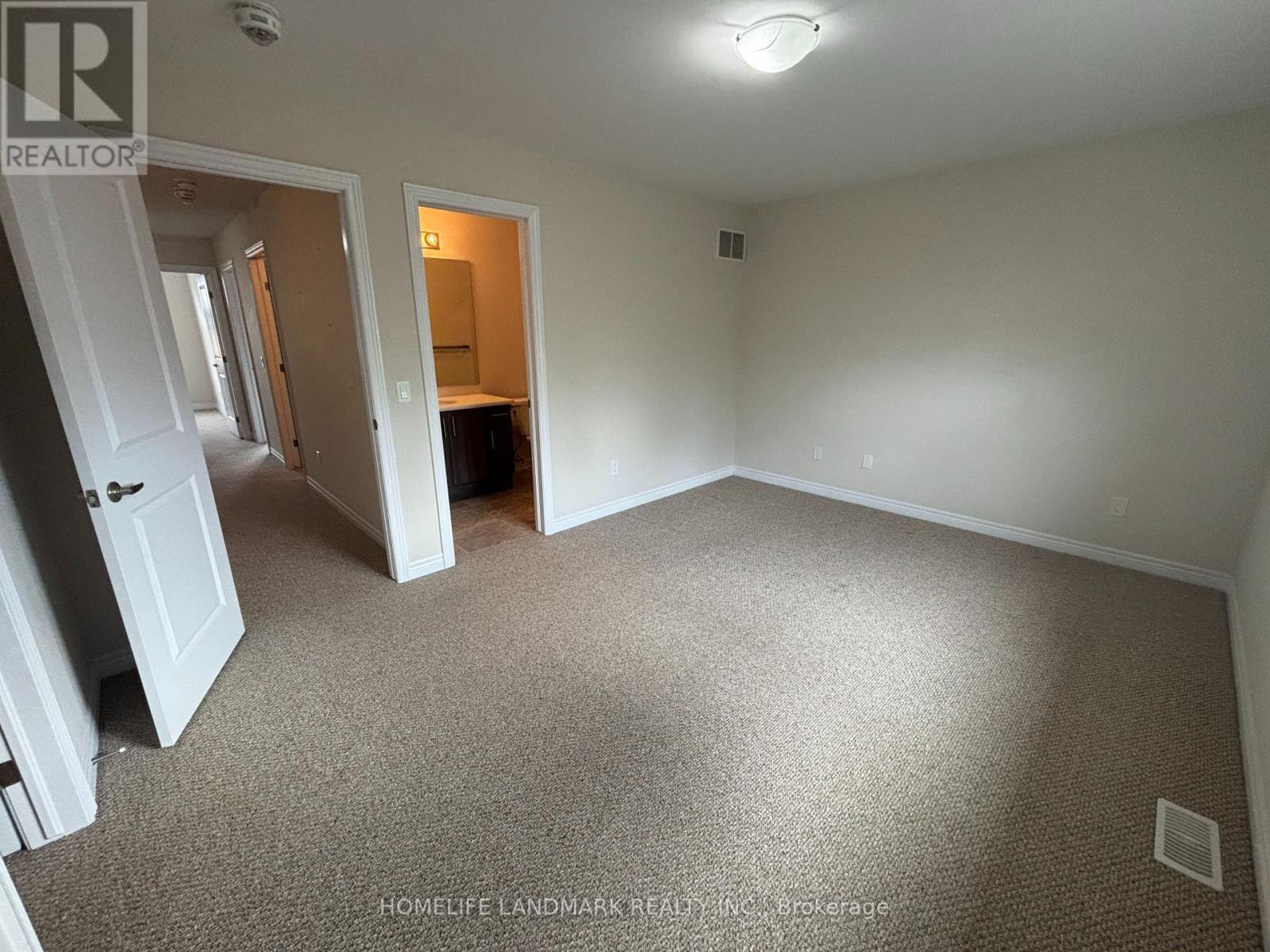 2362 Natasha Circle, Oakville, Ontario  L6M 1P2 - Photo 8 - W12418311