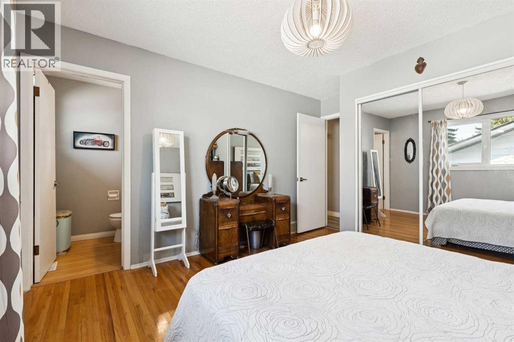 224 Cedarbrae Crescent Sw, Calgary, Alberta  T2W 1Y4 - Photo 25 - A2260385