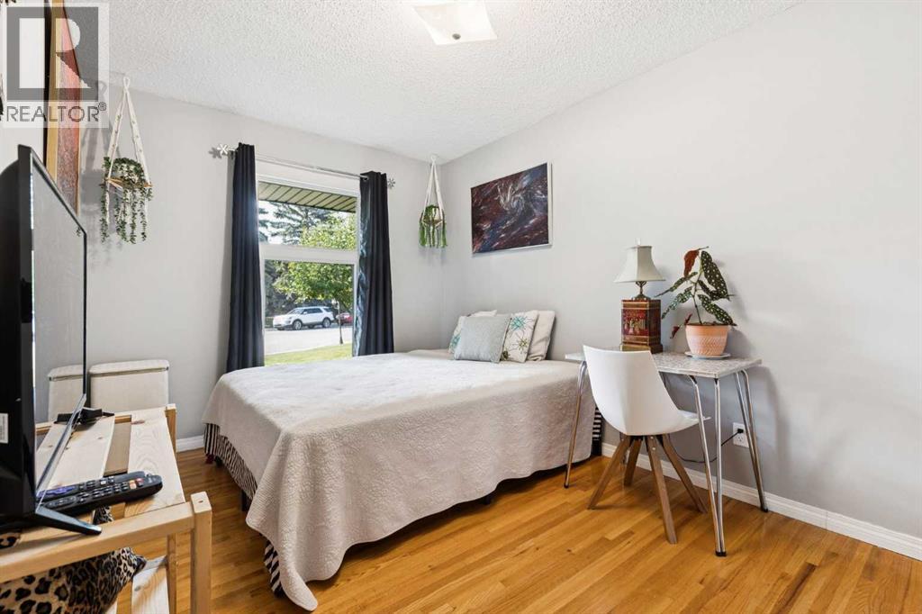 224 Cedarbrae Crescent Sw, Calgary, Alberta  T2W 1Y4 - Photo 28 - A2260385