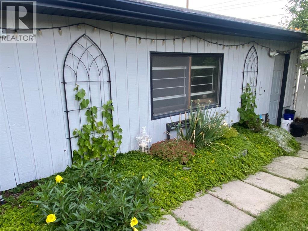 224 Cedarbrae Crescent Sw, Calgary, Alberta  T2W 1Y4 - Photo 46 - A2260385