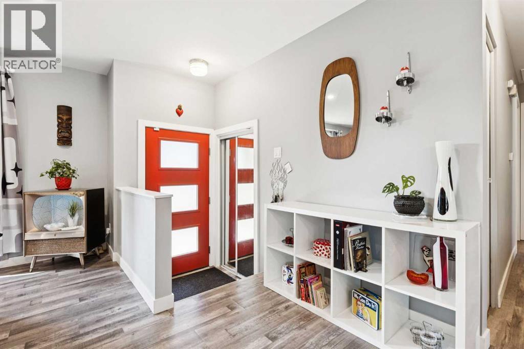 224 Cedarbrae Crescent Sw, Calgary, Alberta  T2W 1Y4 - Photo 9 - A2260385