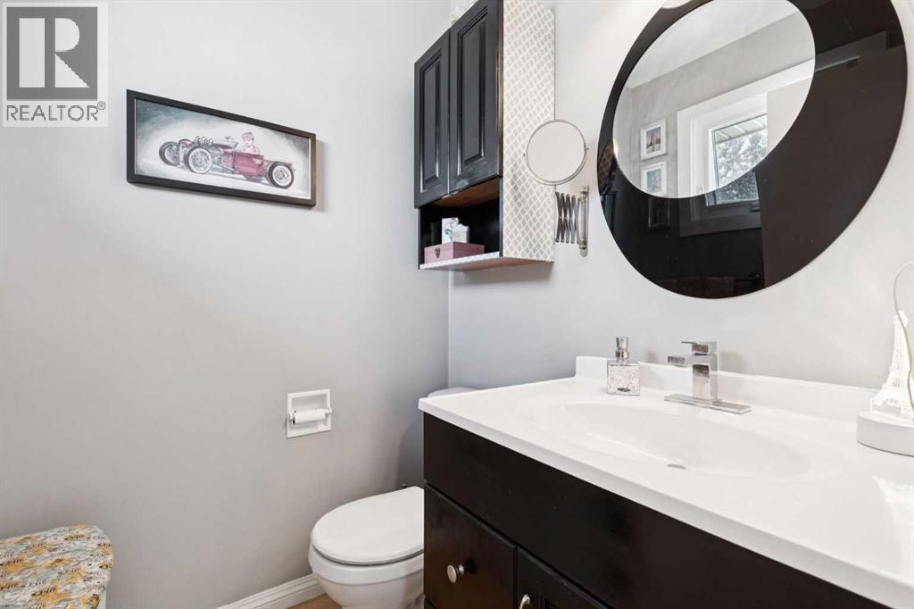 224 Cedarbrae Crescent Sw, Calgary, Alberta  T2W 1Y4 - Photo 26 - A2260385