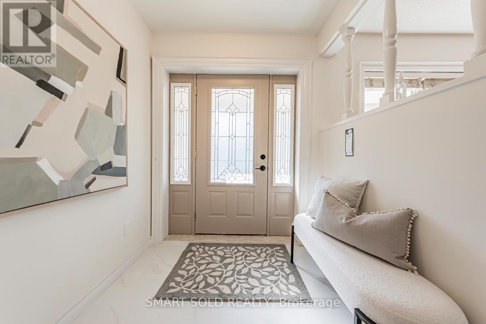 42 Davean Drive, Toronto, Ontario  M2L 2R7 - Photo 5 - C12500362