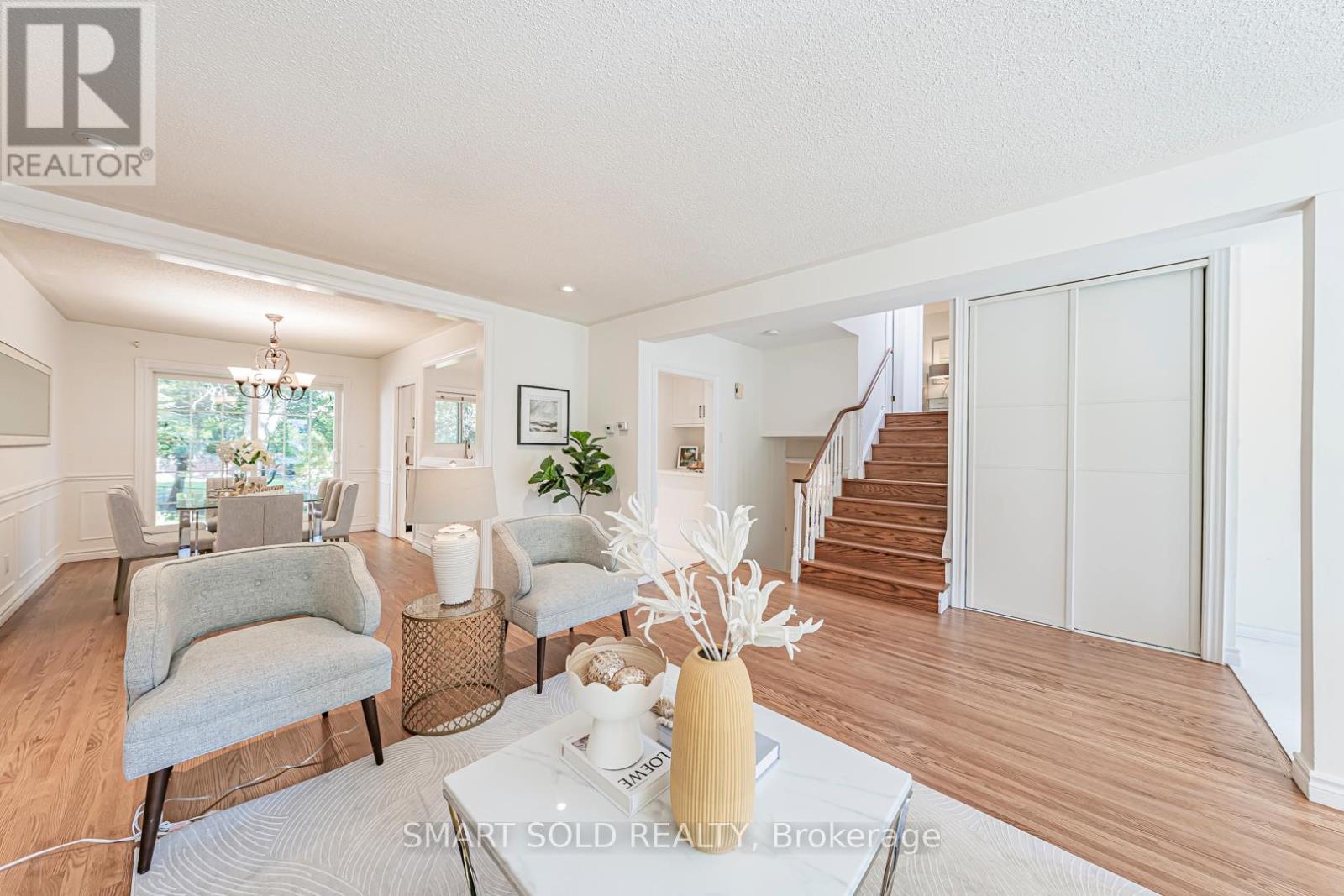 42 Davean Drive, Toronto, Ontario  M2L 2R7 - Photo 9 - C12500362