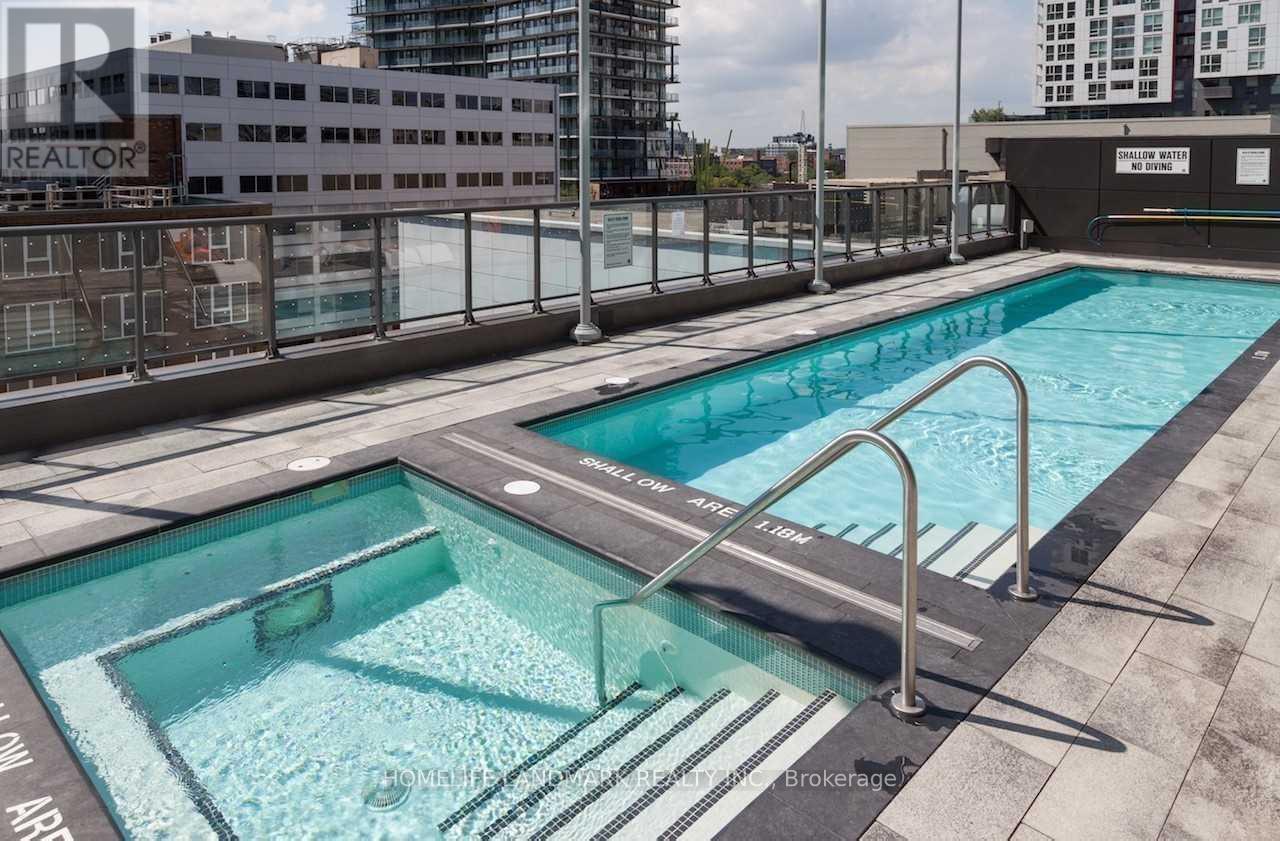 1911 - 290 Adelaide Street W, Toronto, Ontario  M5V 1P6 - Photo 11 - C12500366