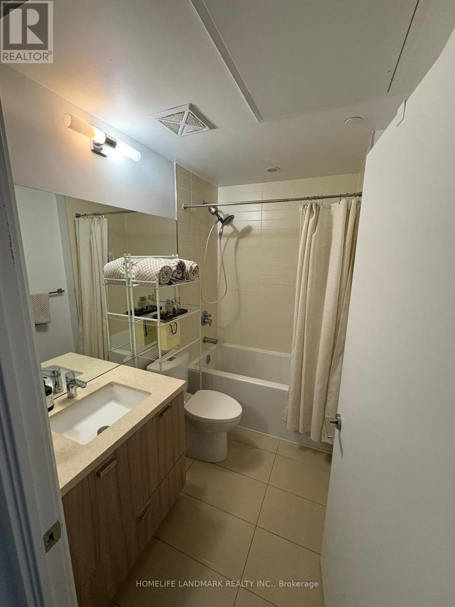 1911 - 290 Adelaide Street W, Toronto, Ontario  M5V 1P6 - Photo 7 - C12500366