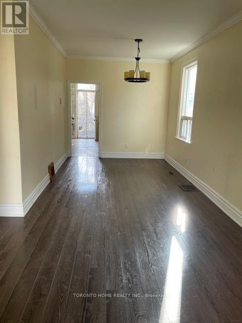 33 Olmstead Street, Hamilton, Ontario  L8S 1N3 - Photo 8 - X12489488