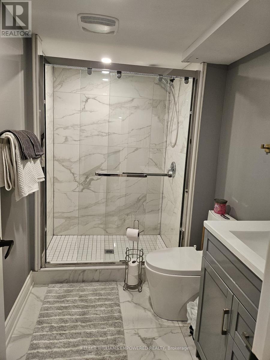 333 Paliser Crescent S, Richmond Hill, Ontario  L4C 1R9 - Photo 10 - N12500360