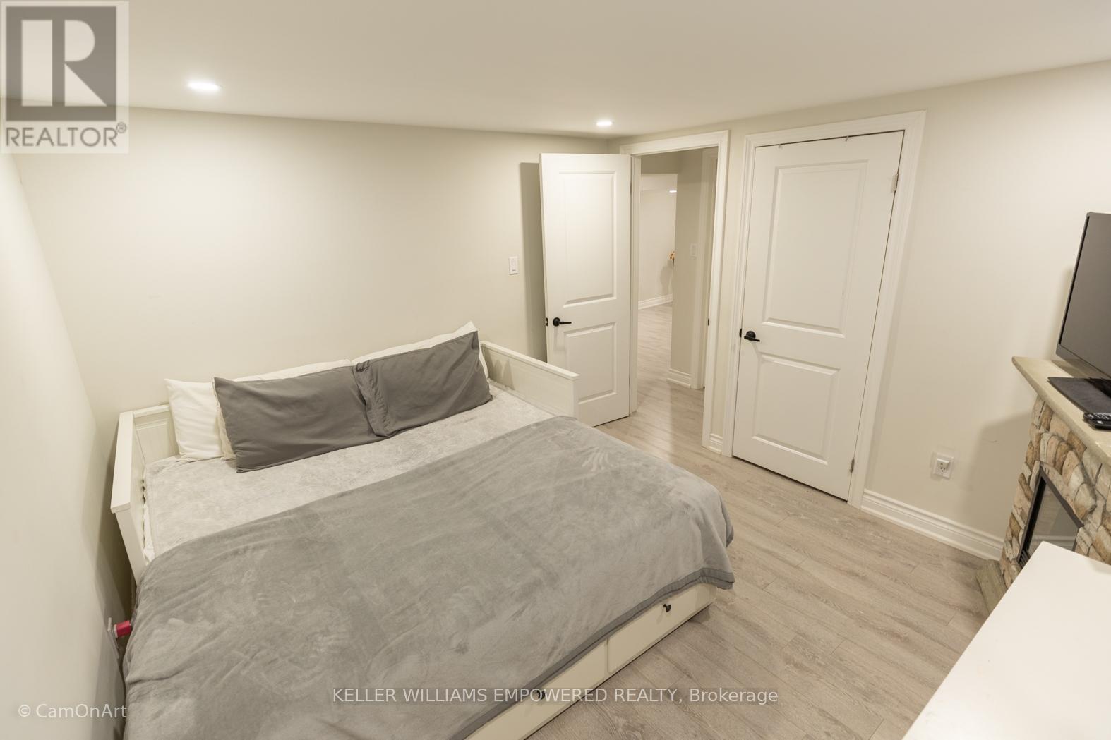 333 Paliser Crescent S, Richmond Hill, Ontario  L4C 1R9 - Photo 15 - N12500360