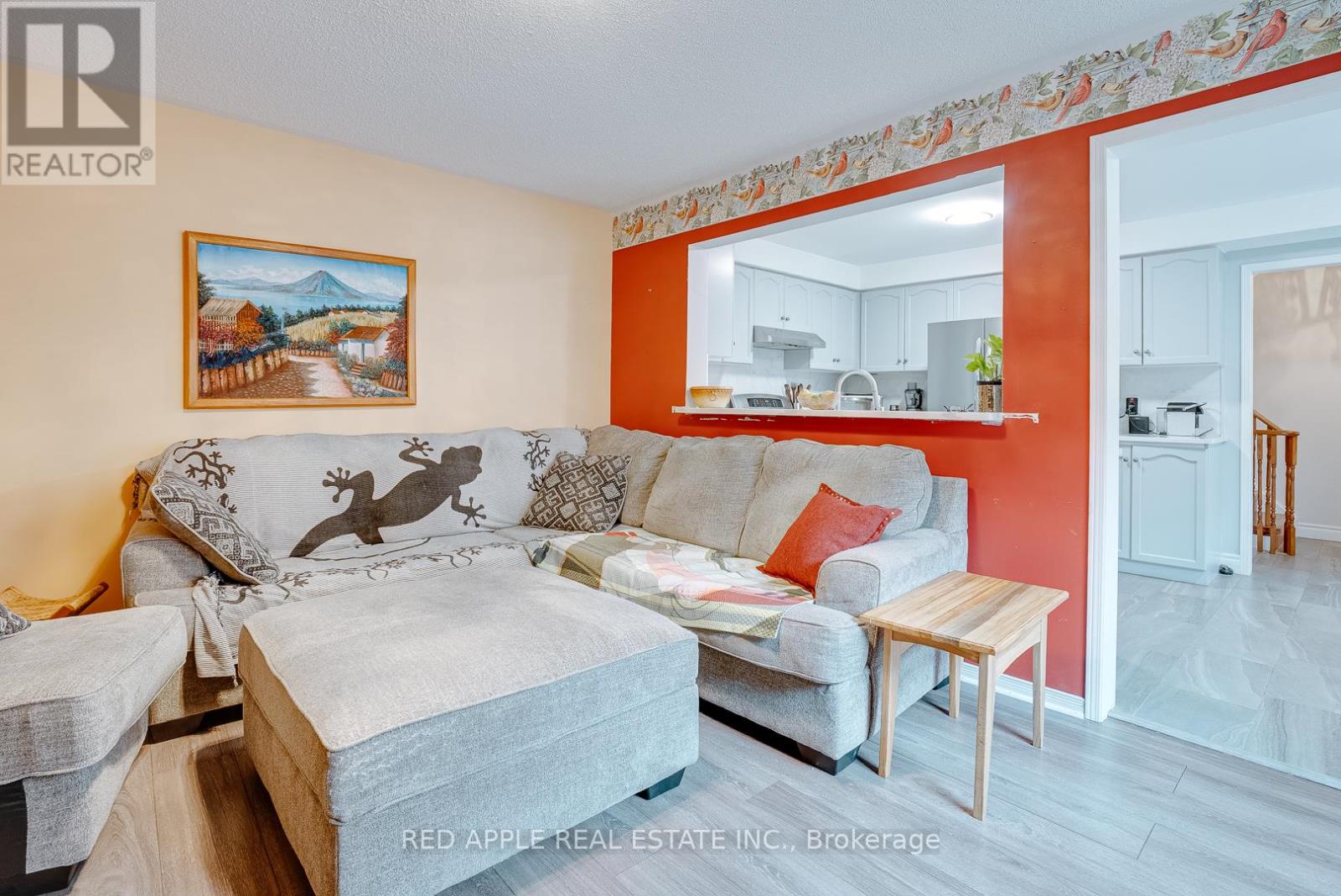 60 Snedden Avenue, Aurora, Ontario  L4G 7K6 - Photo 13 - N12500374