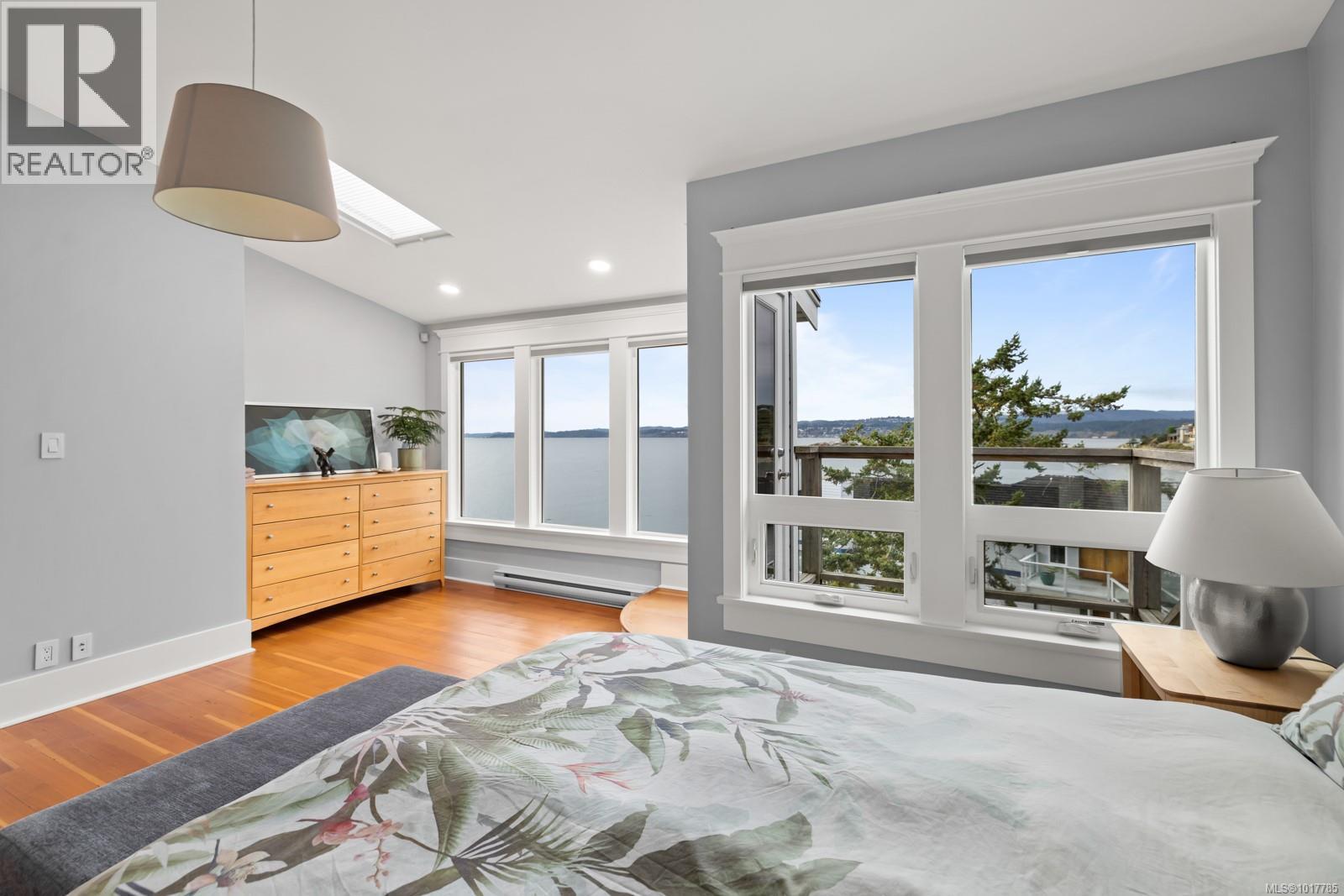 404 Constance Ave, Esquimalt, British Columbia  V9A 6N3 - Photo 29 - 1017785