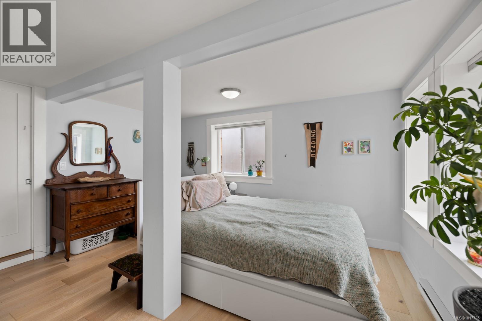 404 Constance Ave, Esquimalt, British Columbia  V9A 6N3 - Photo 61 - 1017785