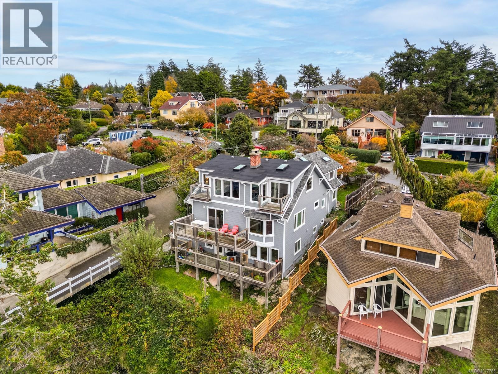 404 Constance Ave, Esquimalt, British Columbia  V9A 6N3 - Photo 48 - 1017785