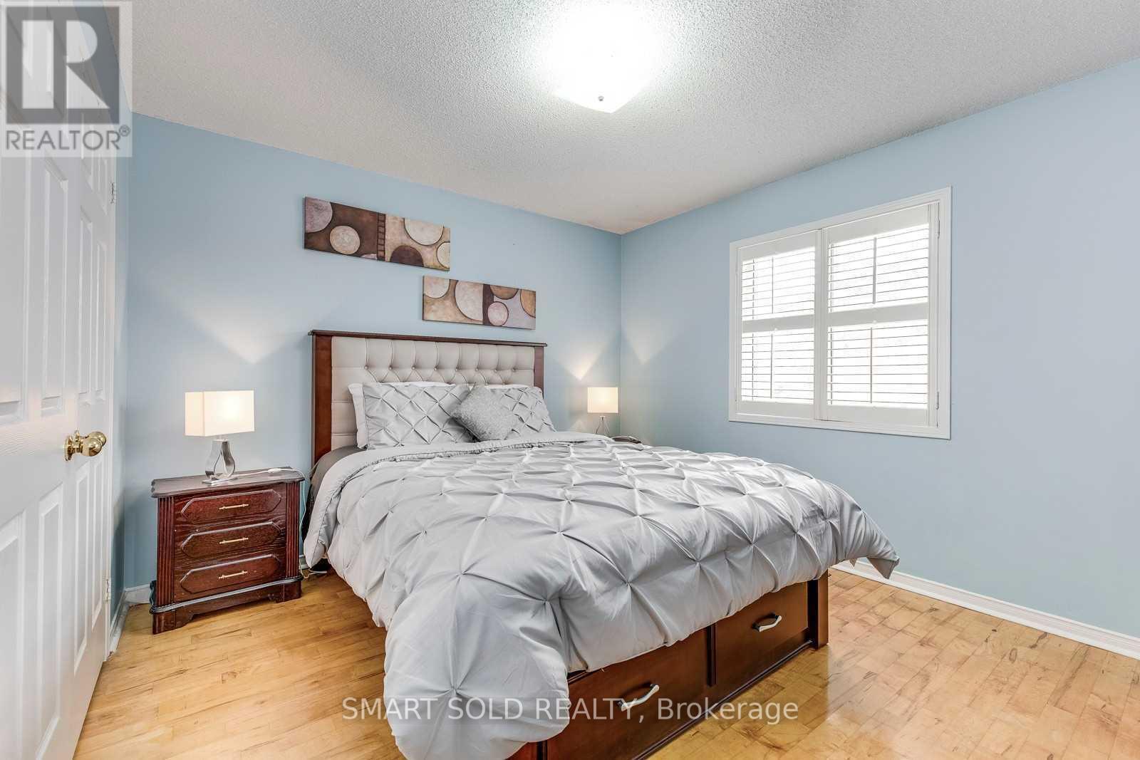 Upper - 36b Lambton Avenue, Toronto, Ontario  M6N 2S1 - Photo 21 - W12500388