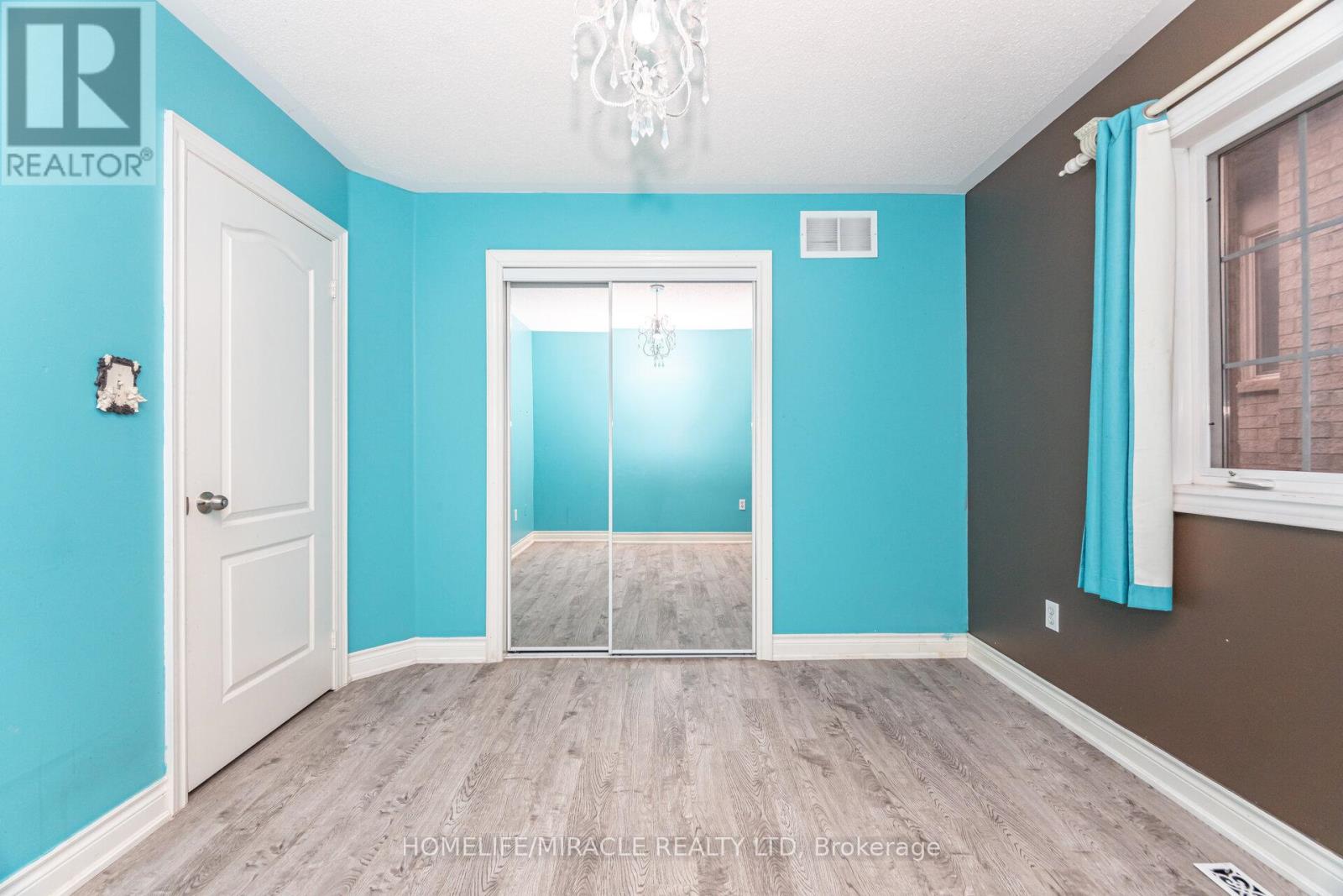 62 Queen Mary Drive, Brampton, Ontario  L7A 2K3 - Photo 35 - W12500396