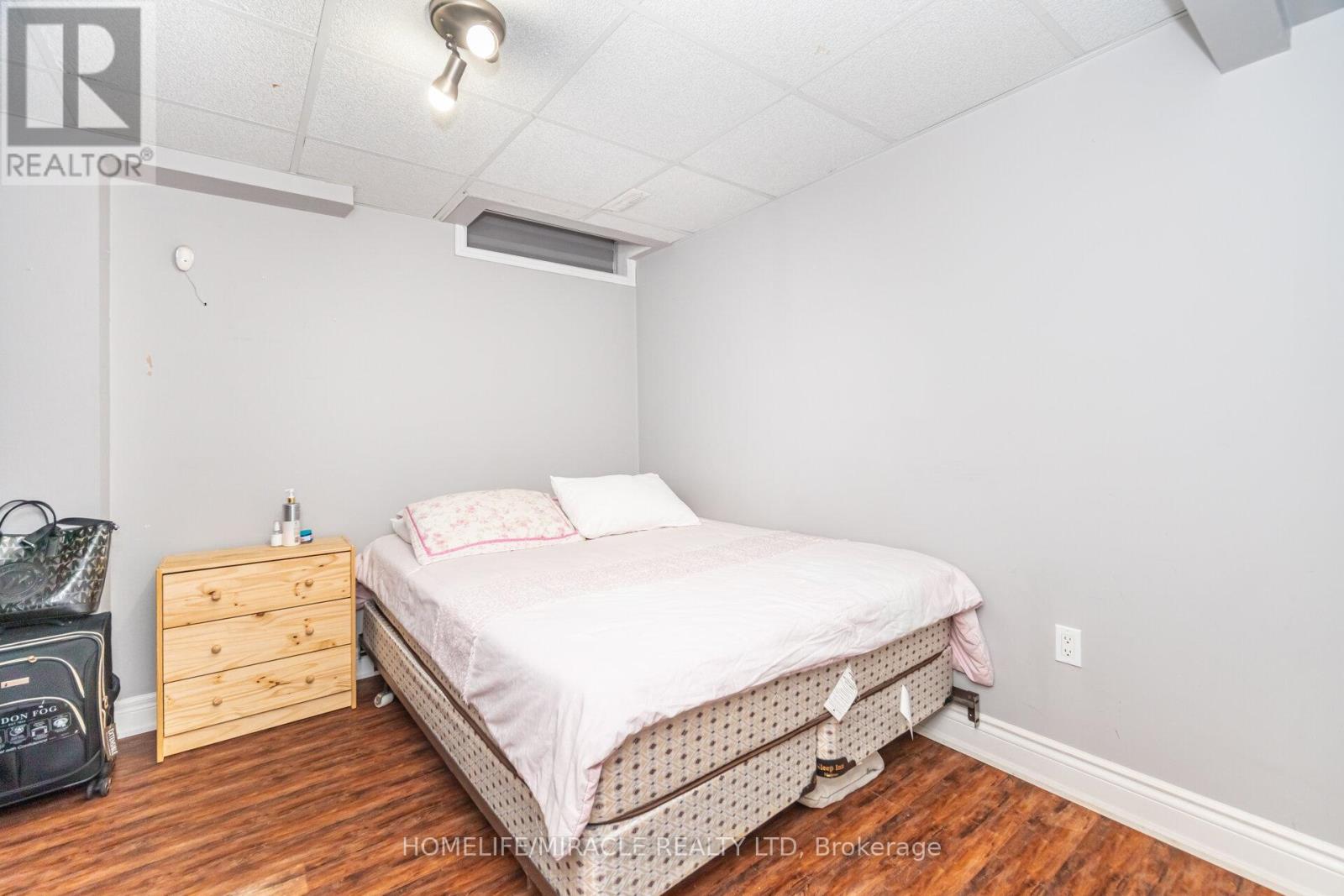 62 Queen Mary Drive, Brampton, Ontario  L7A 2K3 - Photo 43 - W12500396