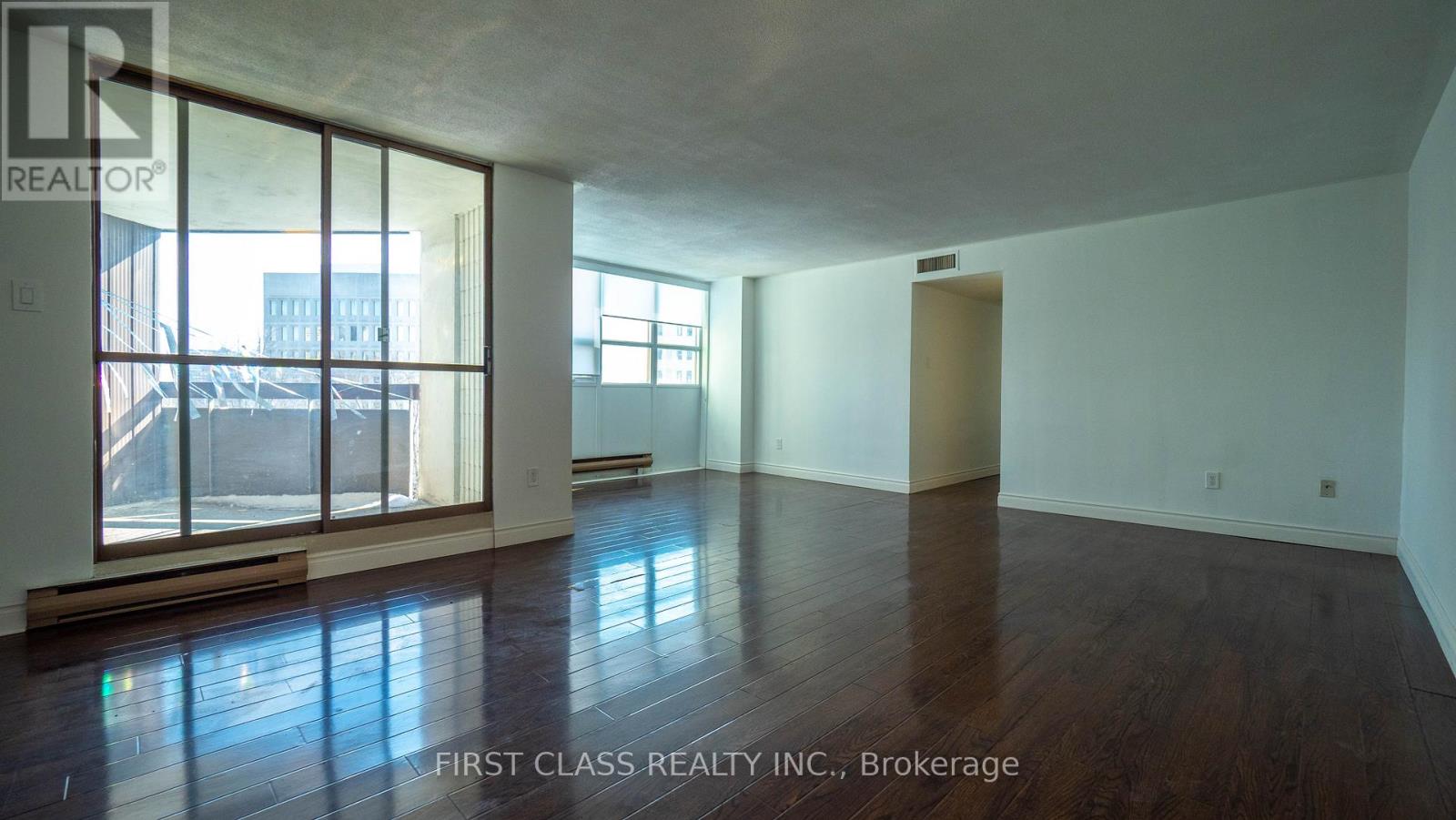 602 - 2323 Confederation Parkway, Mississauga, Ontario  L5B 1R6 - Photo 16 - W12500368