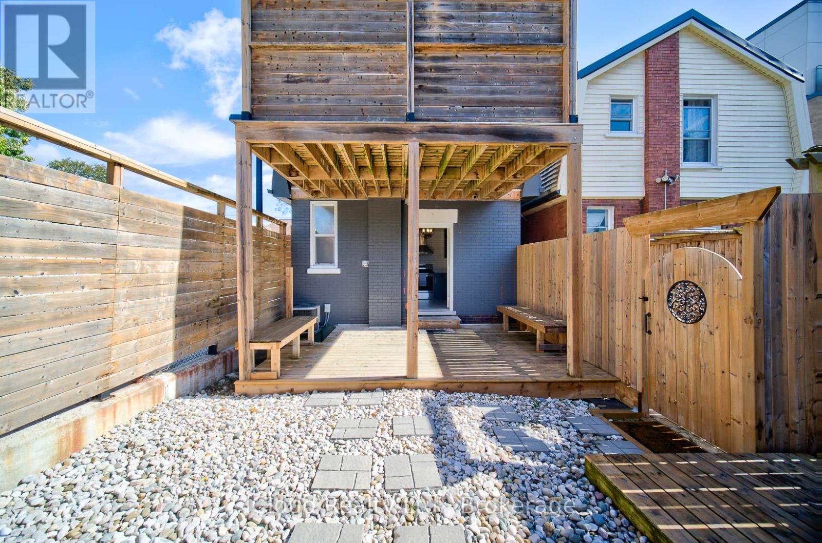 425 English Street, London East, Ontario  N5W 3T4 - Photo 21 - X12500390