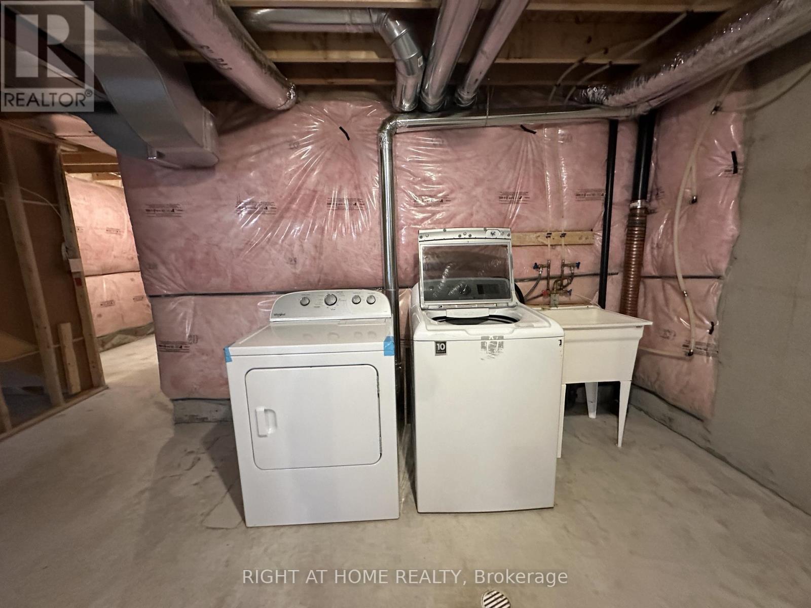 194 Dalgleish Trail, Hamilton, Ontario  L0R 1P0 - Photo 19 - X12500364