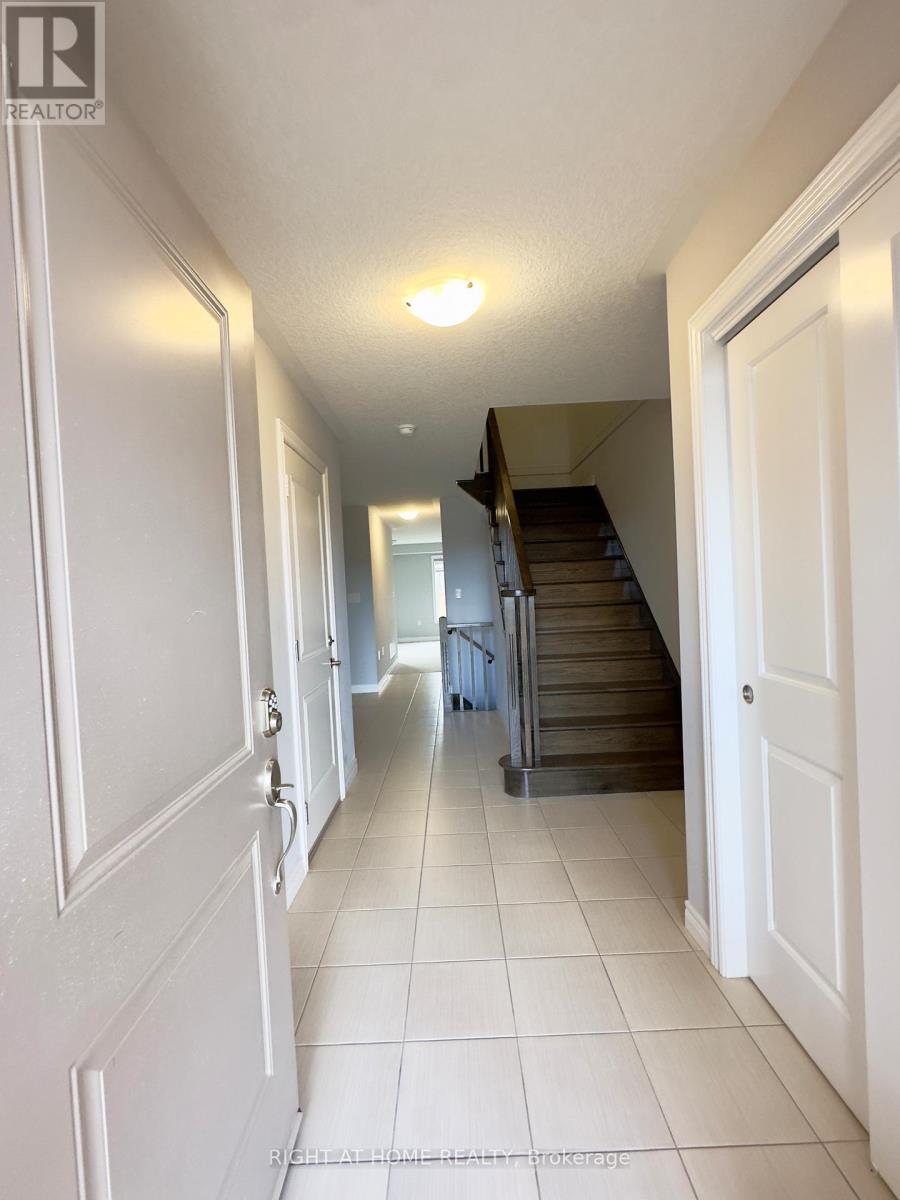 194 Dalgleish Trail, Hamilton, Ontario  L0R 1P0 - Photo 3 - X12500364