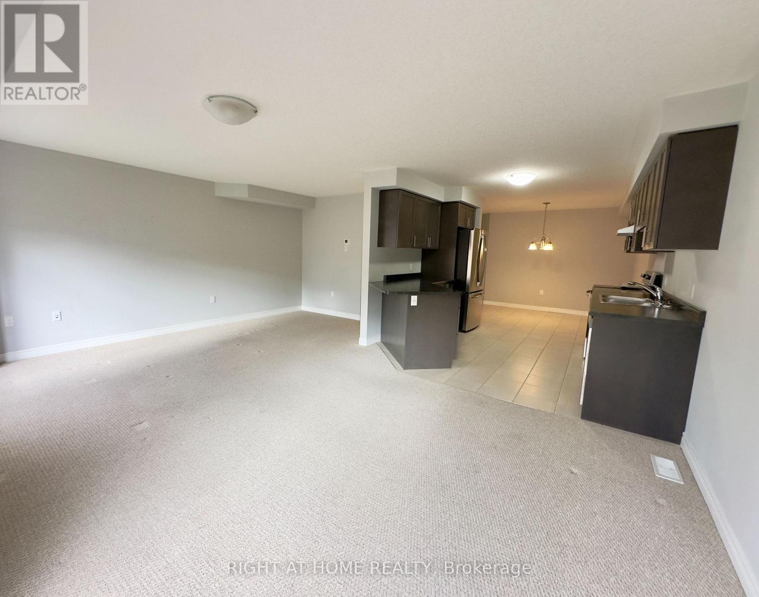 194 Dalgleish Trail, Hamilton, Ontario  L0R 1P0 - Photo 4 - X12500364