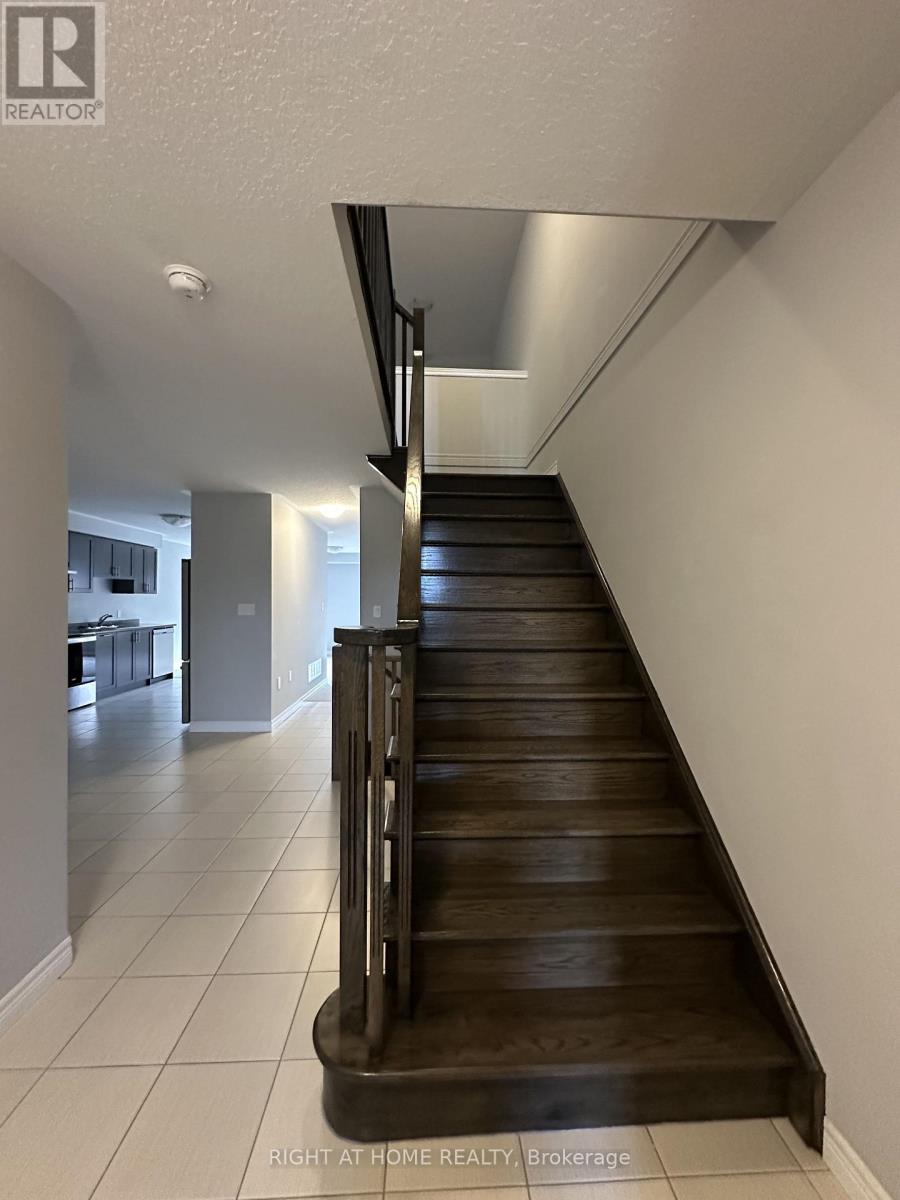 194 Dalgleish Trail, Hamilton, Ontario  L0R 1P0 - Photo 8 - X12500364