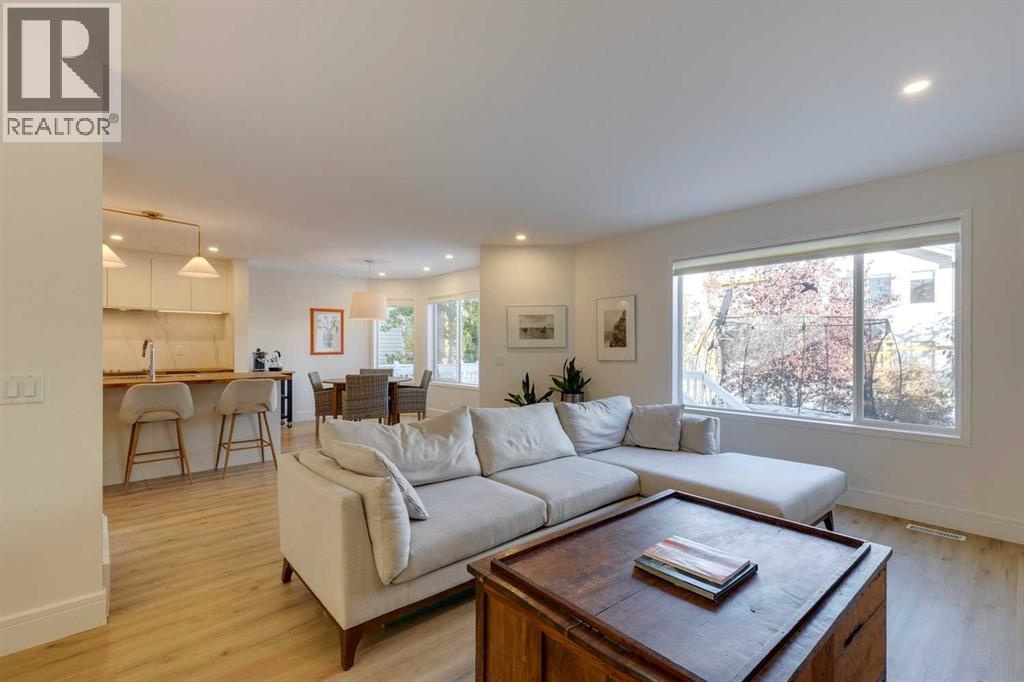 254 Scenic View Close Nw, Calgary, Alberta  T3L 1Y5 - Photo 9 - A2264431