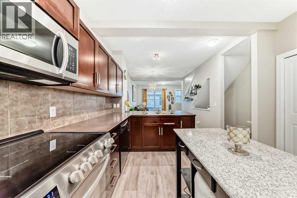 49 New Brighton Point Se, Calgary, Alberta T2Z 1B6 - Photo 6 - A2259395