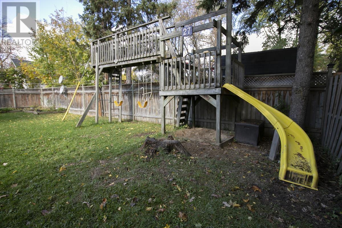 27 Borron Ave, Sault Ste. Marie, Ontario  P6B 1E7 - Photo 12 - SM253048