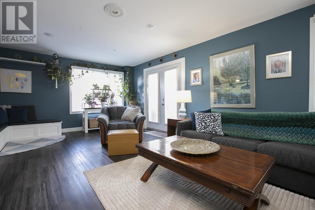 27 Borron Ave, Sault Ste. Marie, Ontario  P6B 1E7 - Photo 25 - SM253048