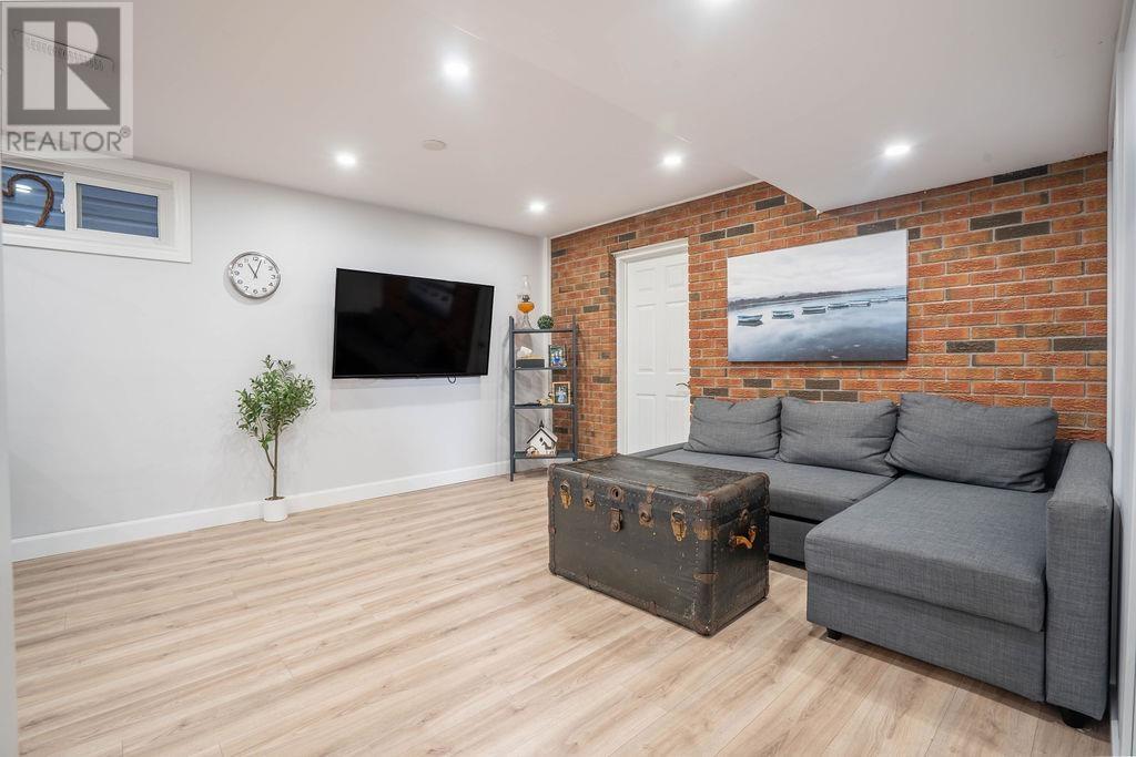 138 Churchill Ave, Sault Ste. Marie, Ontario  P6C 2P9 - Photo 44 - SM253104