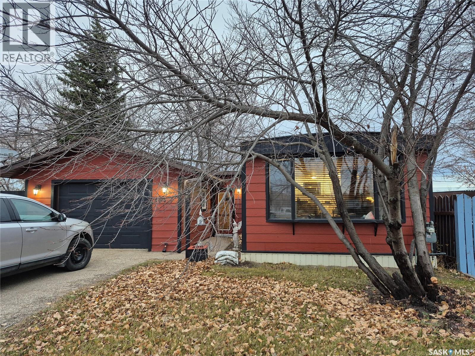 804 Railway AVENUE N, Strasbourg, Saskatchewan