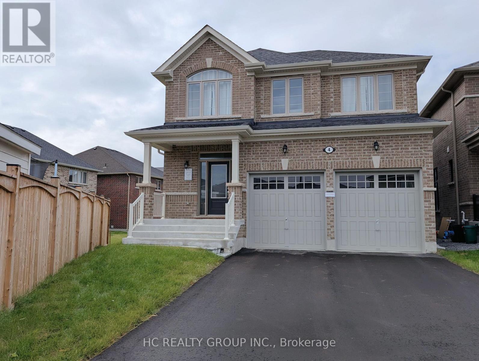 4 Sam Battaglia Crescent, Georgina, Ontario  L0E 1R0 - Photo 2 - N12500308