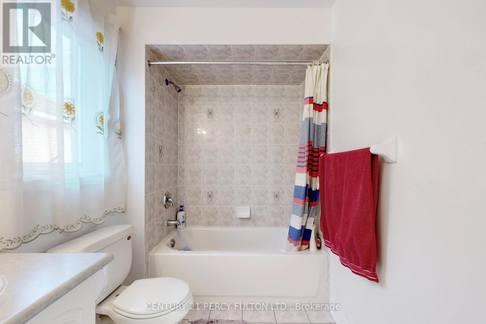 5 Attmar Drive, Brampton, Ontario  L6P 2R4 - Photo 37 - W12498544