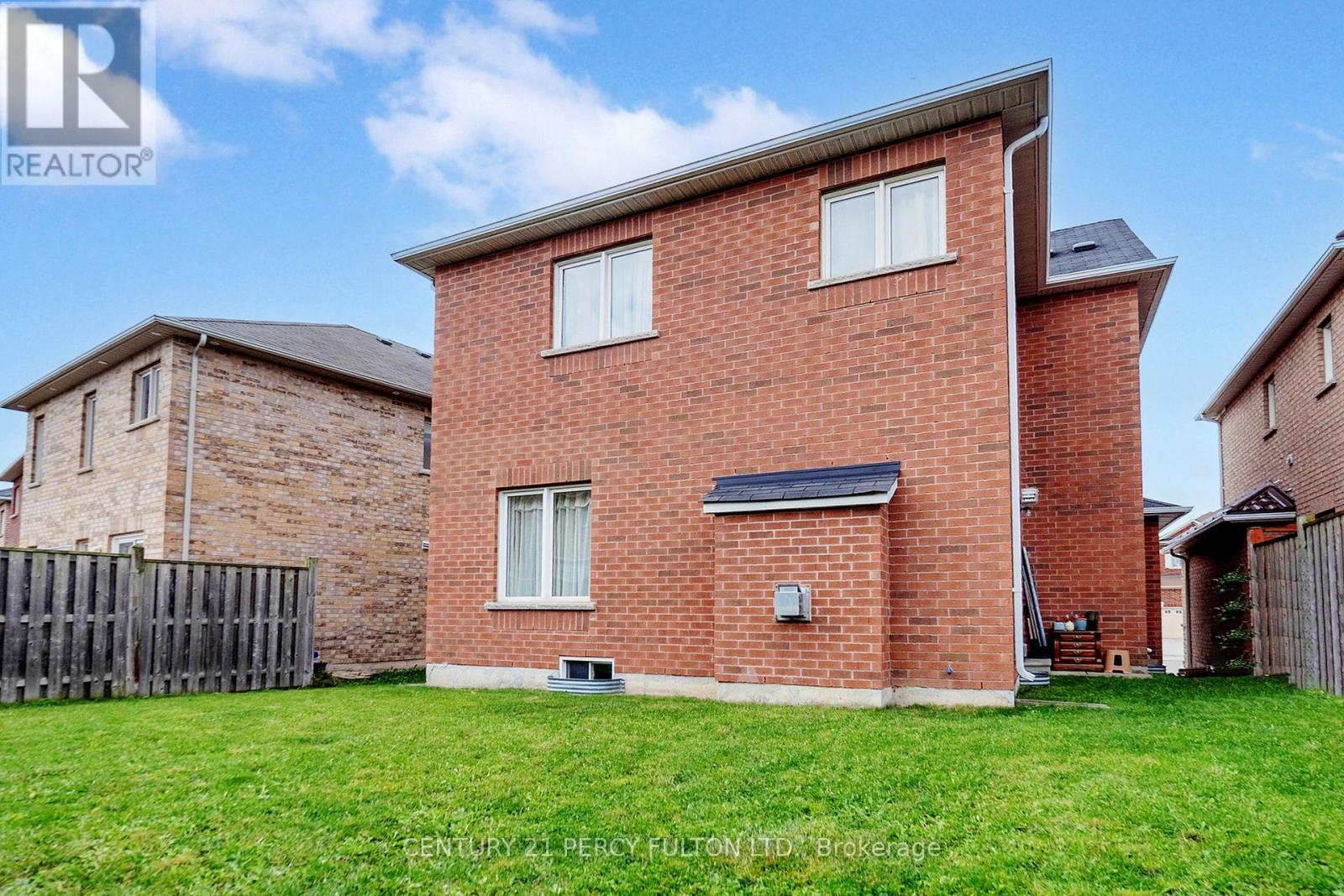 5 Attmar Drive, Brampton, Ontario  L6P 2R4 - Photo 40 - W12498544