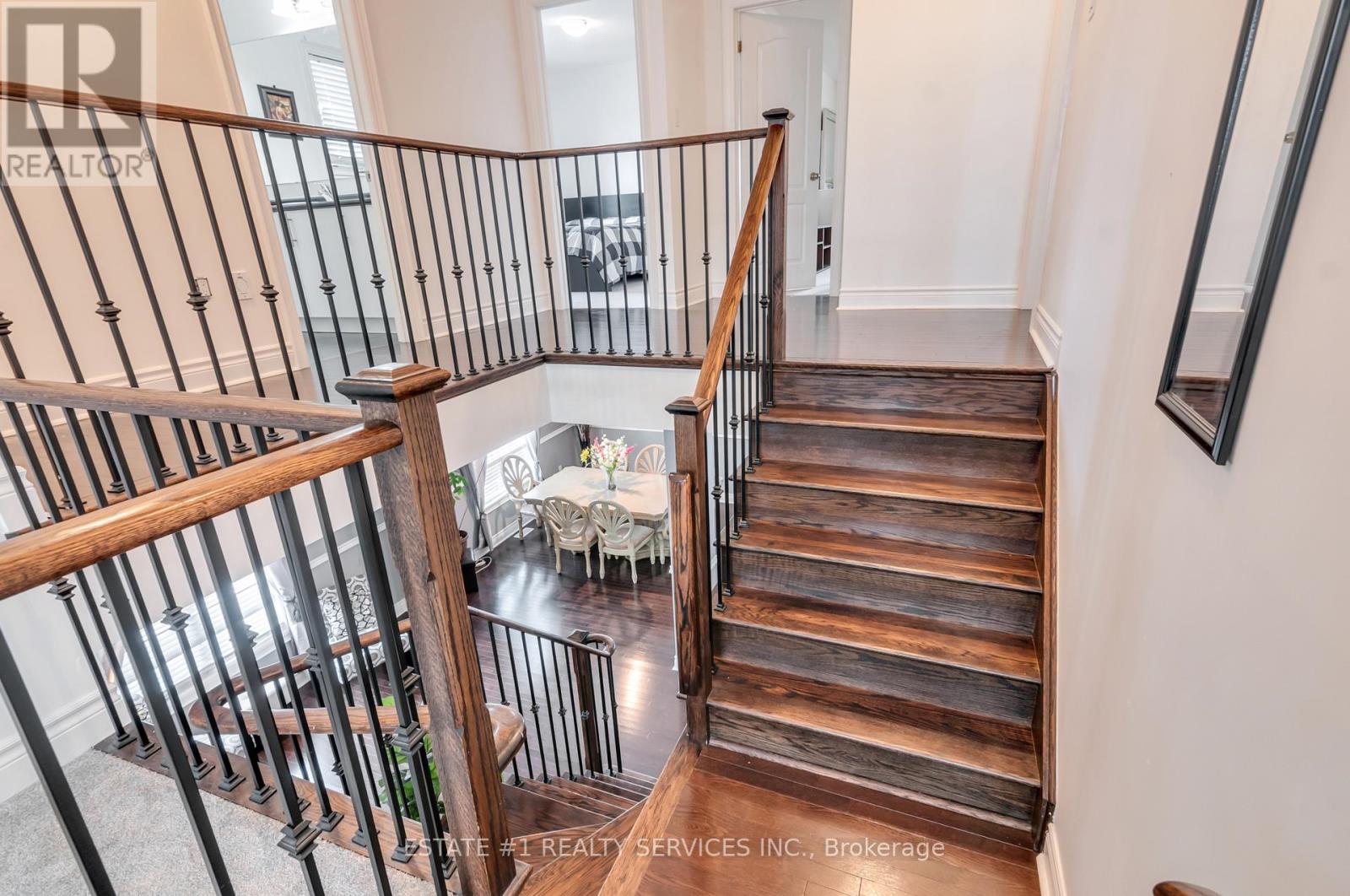 4 Bassett Crescent, Brampton, Ontario  L6X 5G2 - Photo 23 - W12498476