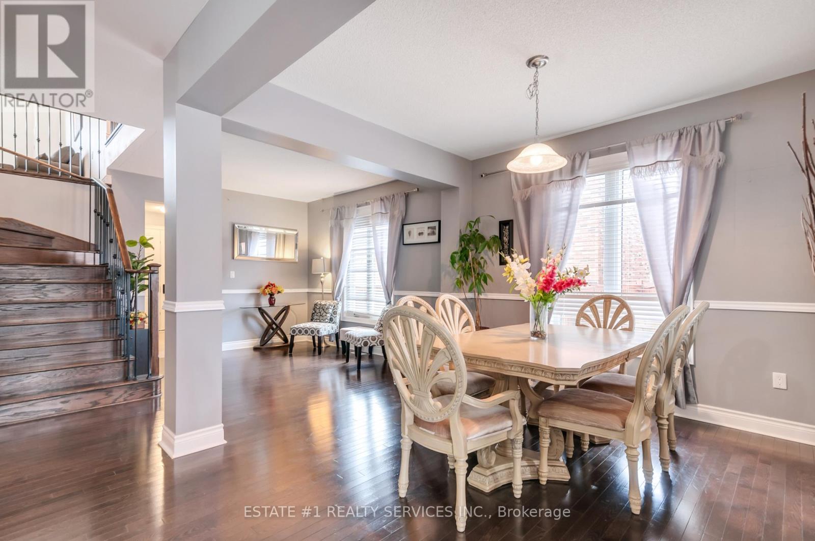 4 Bassett Crescent, Brampton, Ontario  L6X 5G2 - Photo 16 - W12498476