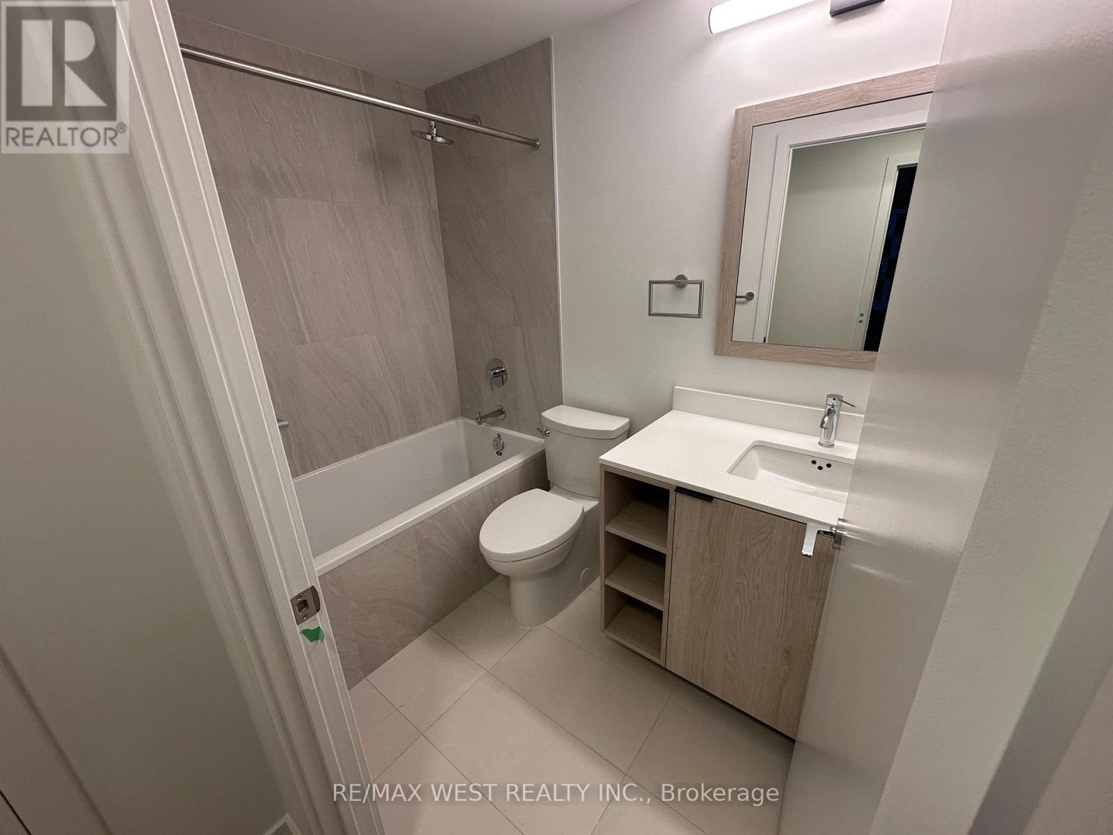 429 - 1007 The Queensway Avenue, Toronto, Ontario  M8Z 0C6 - Photo 13 - W12500378