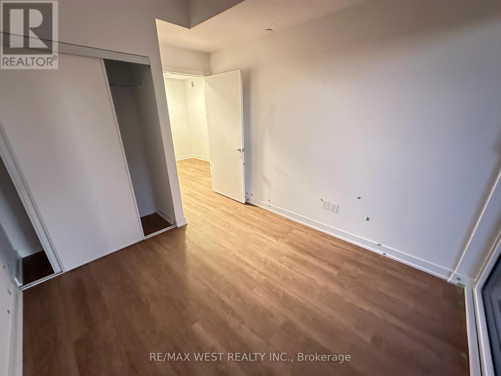 429 - 1007 The Queensway Avenue, Toronto, Ontario  M8Z 0C6 - Photo 11 - W12500378