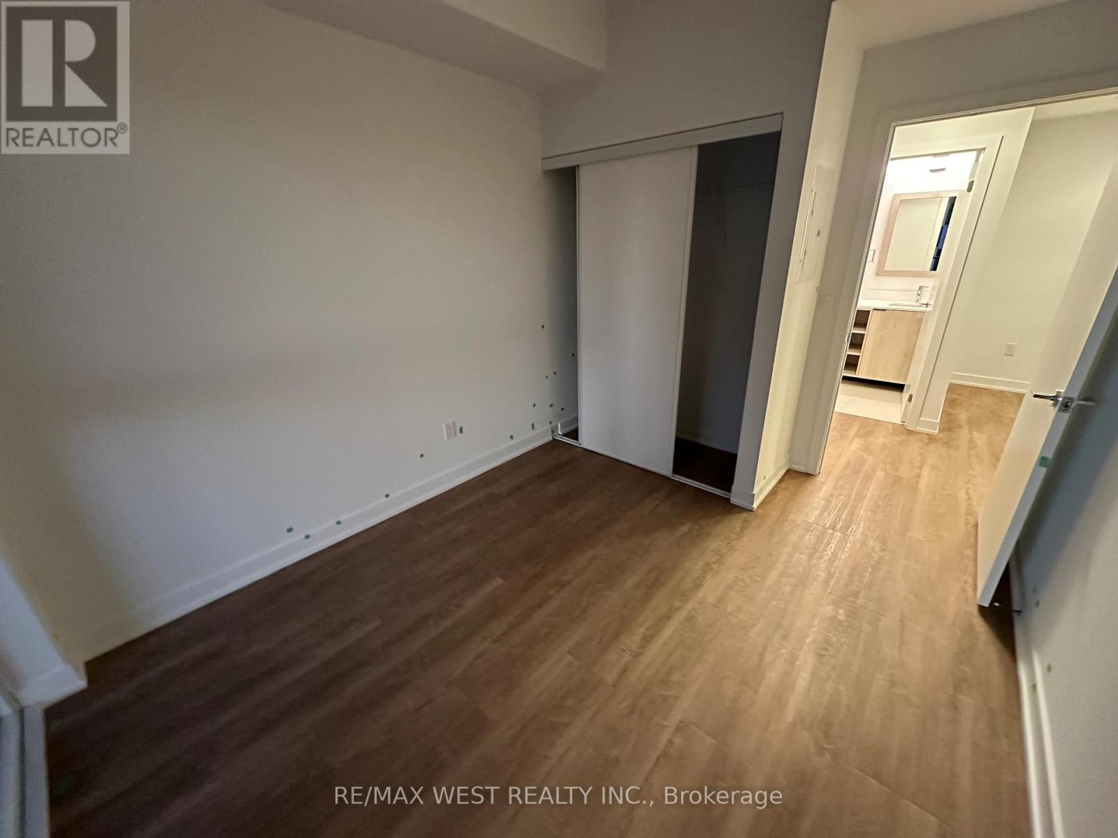 429 - 1007 The Queensway Avenue, Toronto, Ontario  M8Z 0C6 - Photo 12 - W12500378