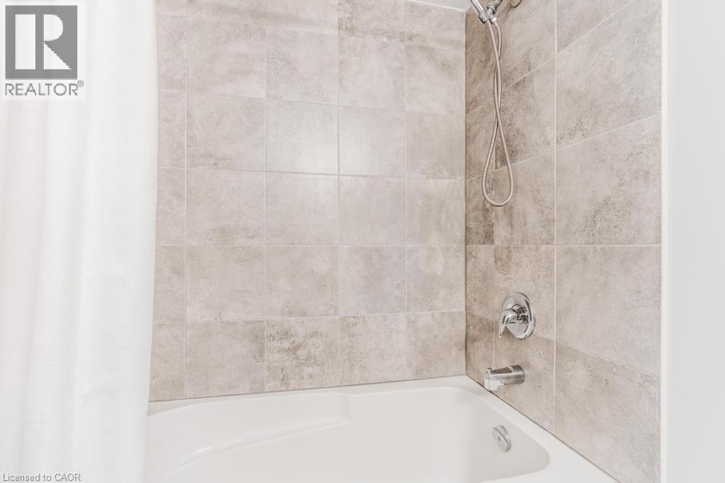 4 Dunsley Way, Whitby, Ontario  L1N 0L5 - Photo 32 - 40784876