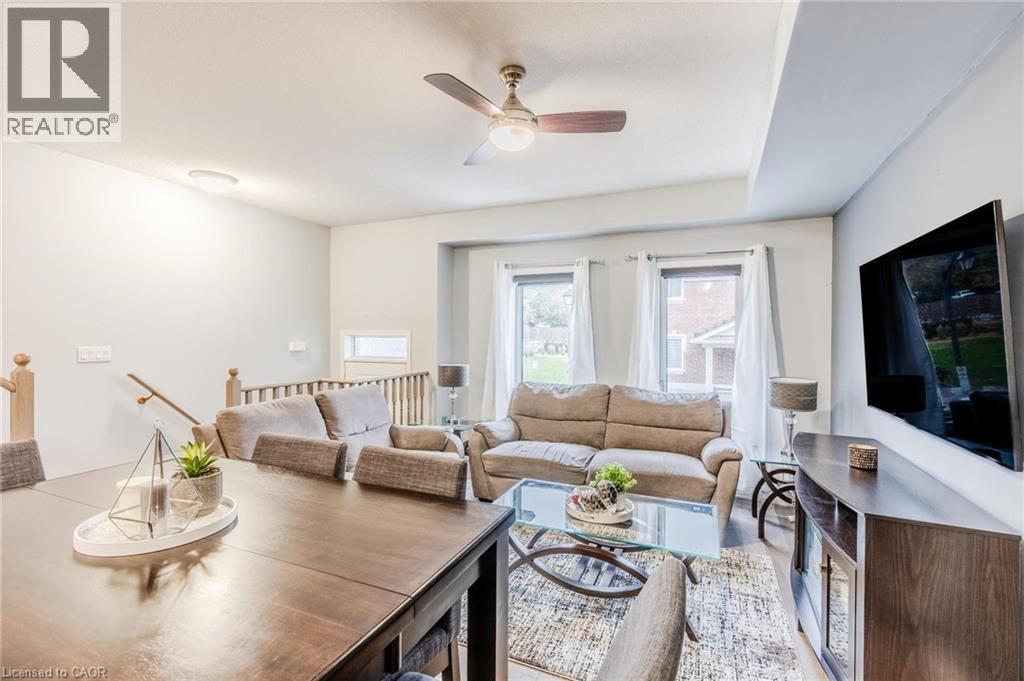 4 Dunsley Way, Whitby, Ontario  L1N 0L5 - Photo 5 - 40784876