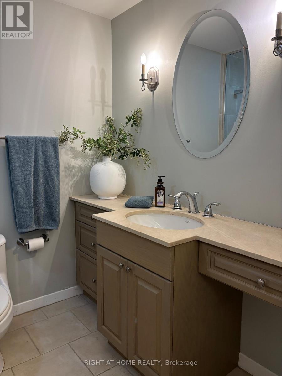 318 - 40 Sylvan Valley Way, Toronto, Ontario  M5M 4M3 - Photo 14 - C12500404