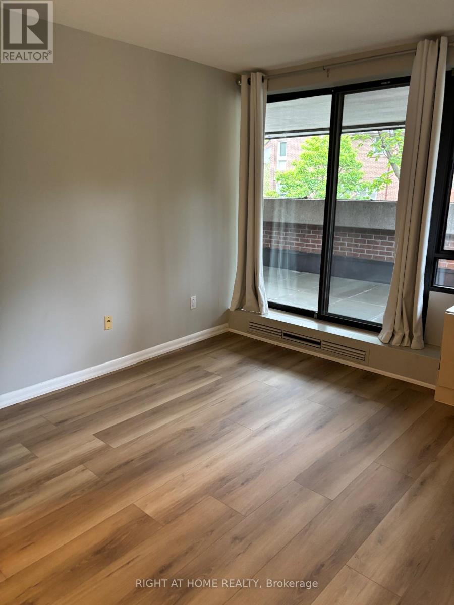 318 - 40 Sylvan Valley Way, Toronto, Ontario  M5M 4M3 - Photo 16 - C12500404