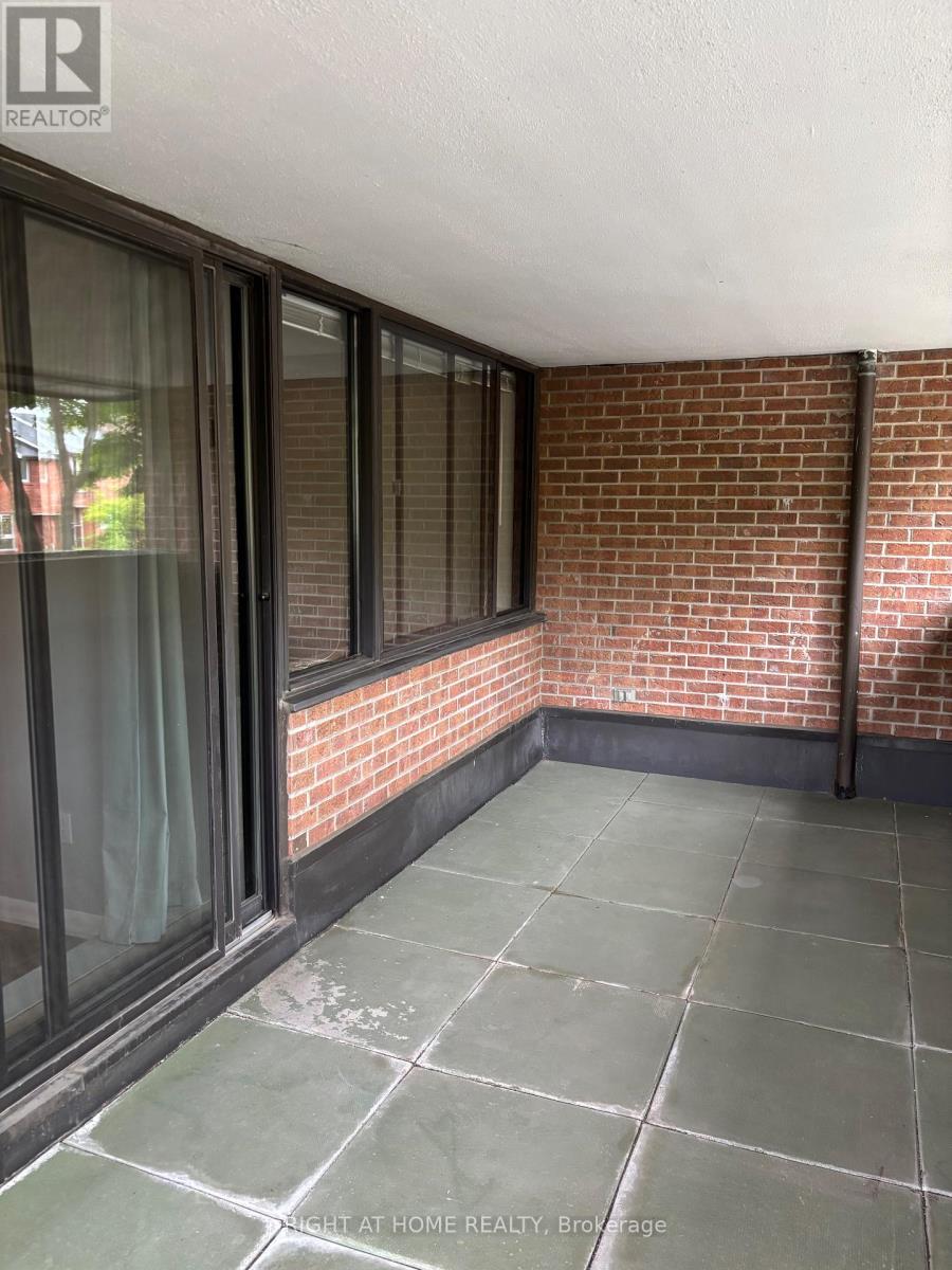 318 - 40 Sylvan Valley Way, Toronto, Ontario  M5M 4M3 - Photo 17 - C12500404